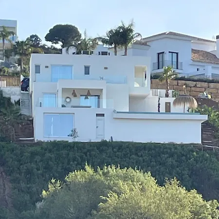 Villa Infinity With Sensational View And Extreme Privacy *